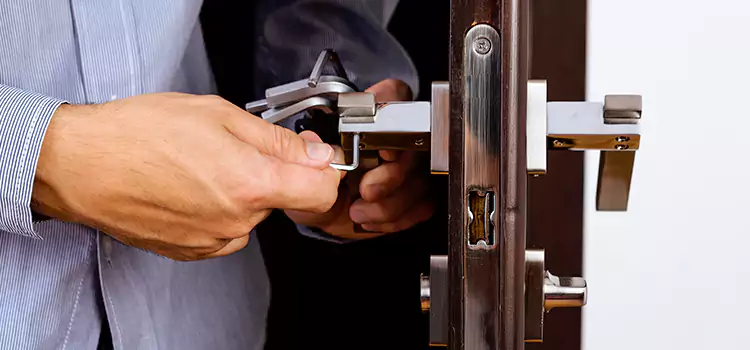 Commercial Door Lock Repair North Bellmore