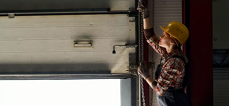Addressing Common Garage Door Stoppage Issues in North Bellmore, NY