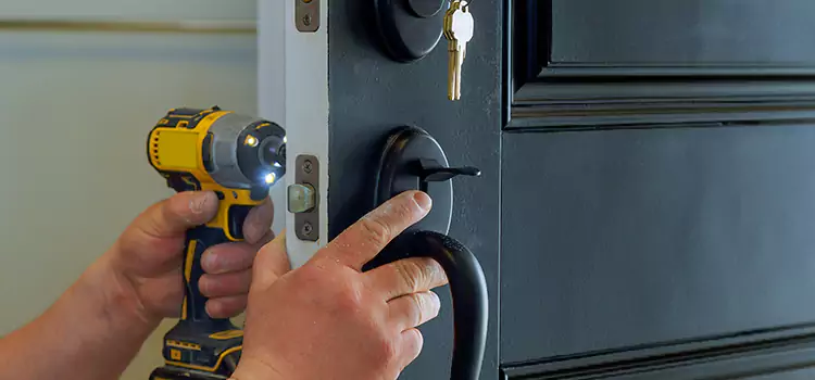 Commercial Door Lock Installation North Bellmore